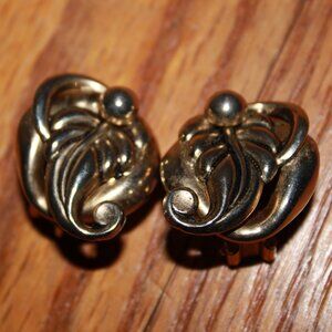 Vintage Marino Metal Clip-On Earrings